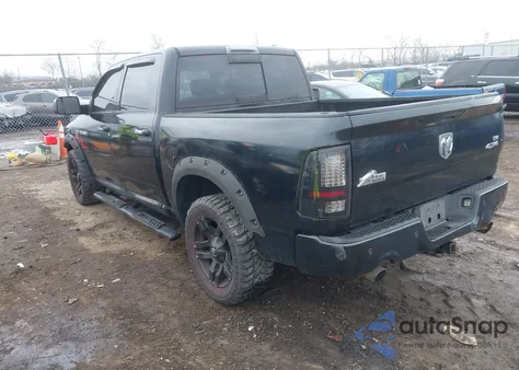 2010 Dodge Ram 1500 Slt/Sport/Trx z USA, uszkodzony, nr VIN 1D7RV1CT3AS146862